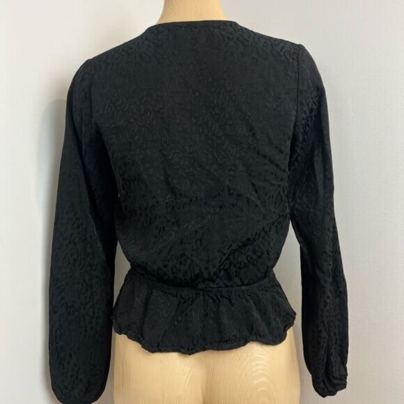 Buffalo David Bitton Womens S Black Animal V Neck Long Sleeve Blouse Top Blouse - Picture 2 of 15